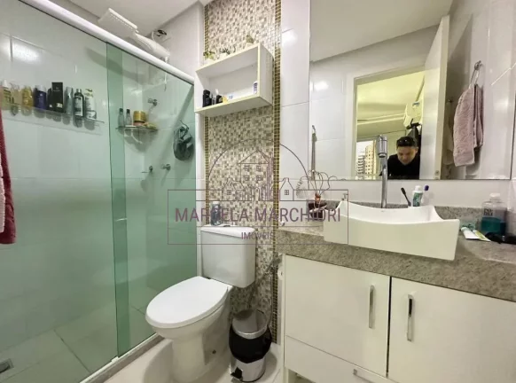 Imagem Apartamento 2 quartos, suíte, armários, sala integrada com varanda, lazer