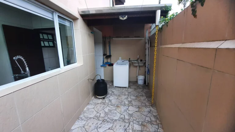 Imagem Oportunidade Sobrado em condomínio! Praia da Tabatinga - Caraguatatuba - SP