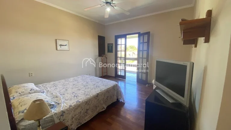 Imagem Casa à venda no San Conrado.

Documentação ok para financiamento

- 3 dormitórios, sendo 1 suít...