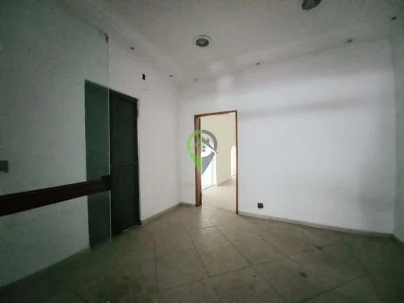 Imagem Pavilhão/Galpão à venda em Santos/SP
