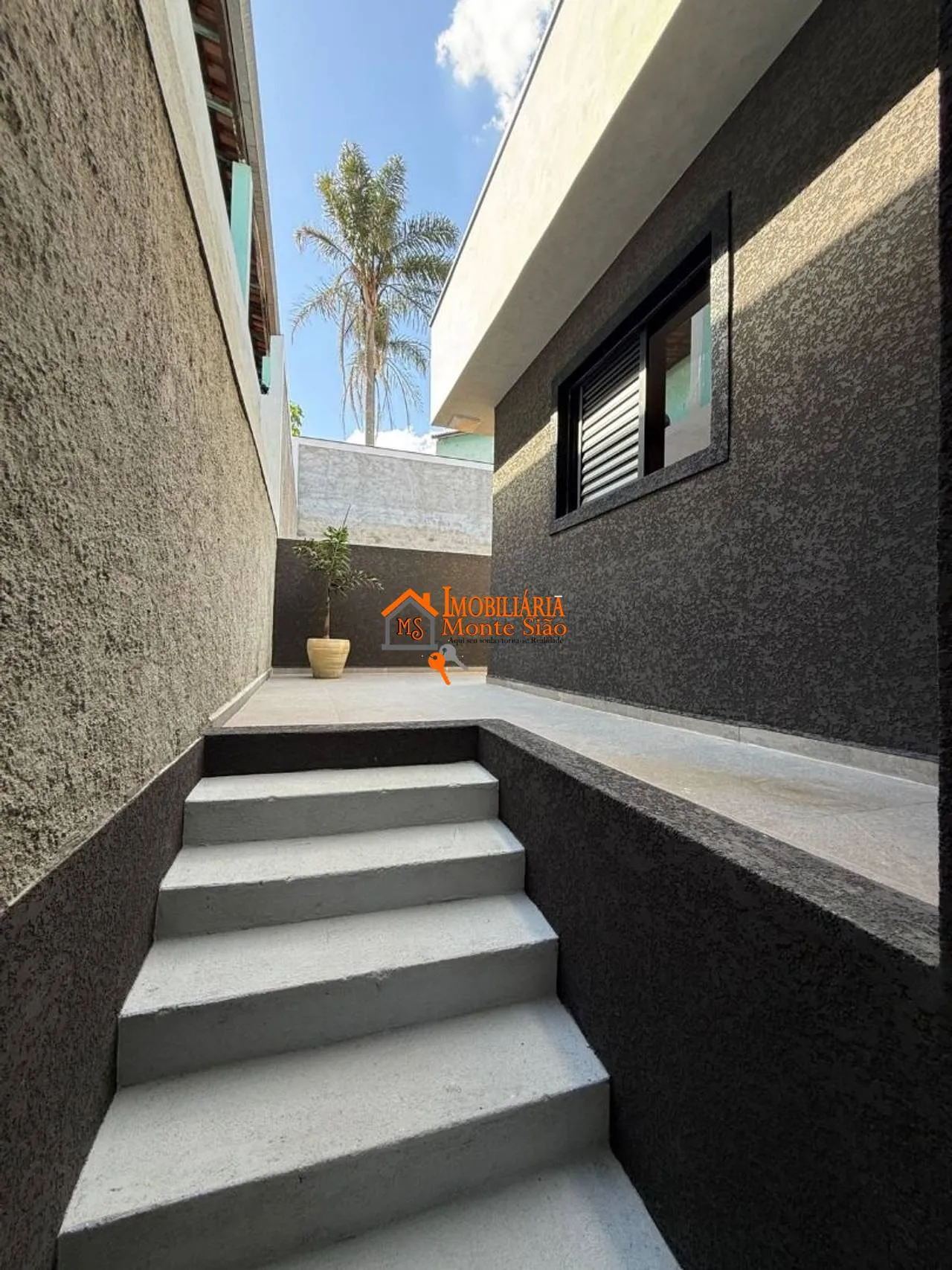 Imagem Casa com 2 dormitórios à venda, 120 m² por R$ 790.000,00 - Terra Preta - Mairiporã/SP