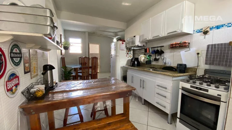 Imagem Prédio com 07 apartamentos alugados, todo à venda.