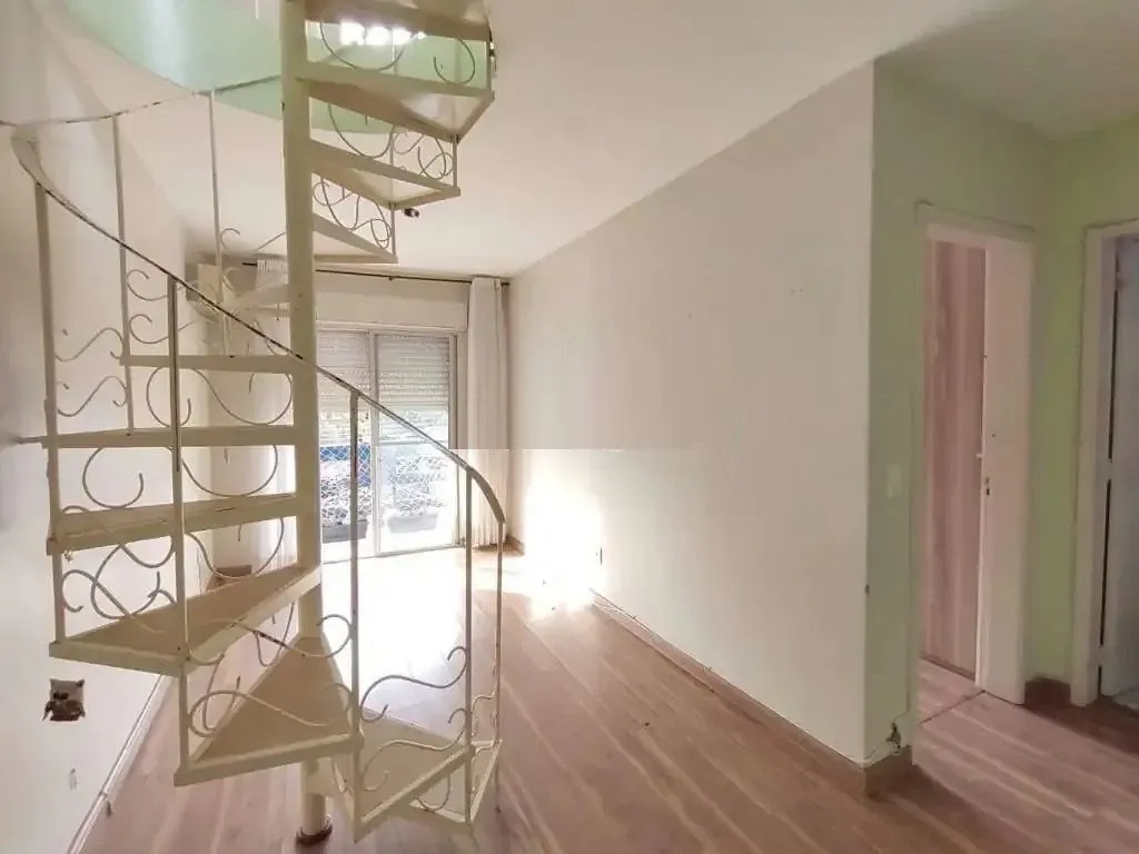 Imagem Apartamento de dois quartos no bairro Rio Branco em Porto Alegre