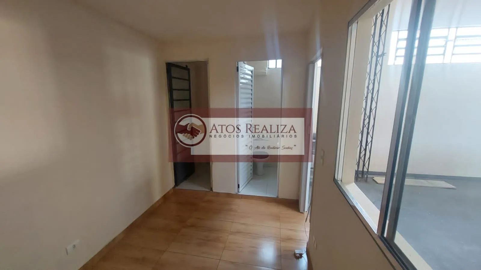 Imagem Alugo Excelente Galpão na Av Atlântica Socorro -SP: 130m² sala e 2 banheiros, locação por R$5.000.