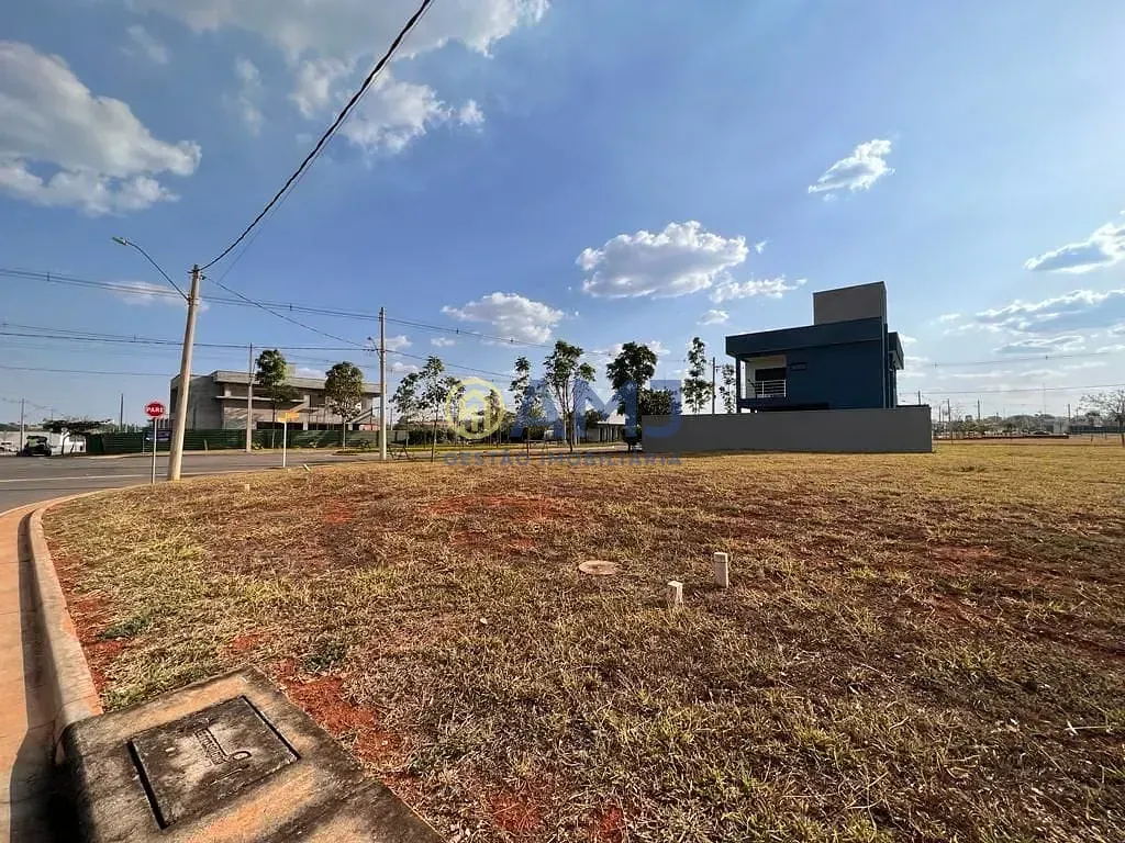 Foto do imóvel LOTE DE ESQUINA À VENDA | TERRAS ALPHA 2 em Endereço não informado