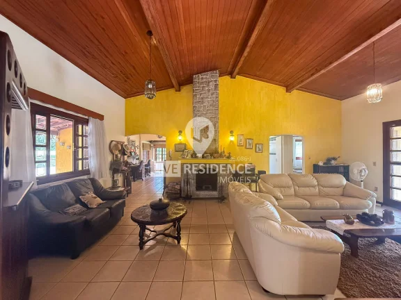 Imagem Chácara com 4.000m² de terreno e muito lazer