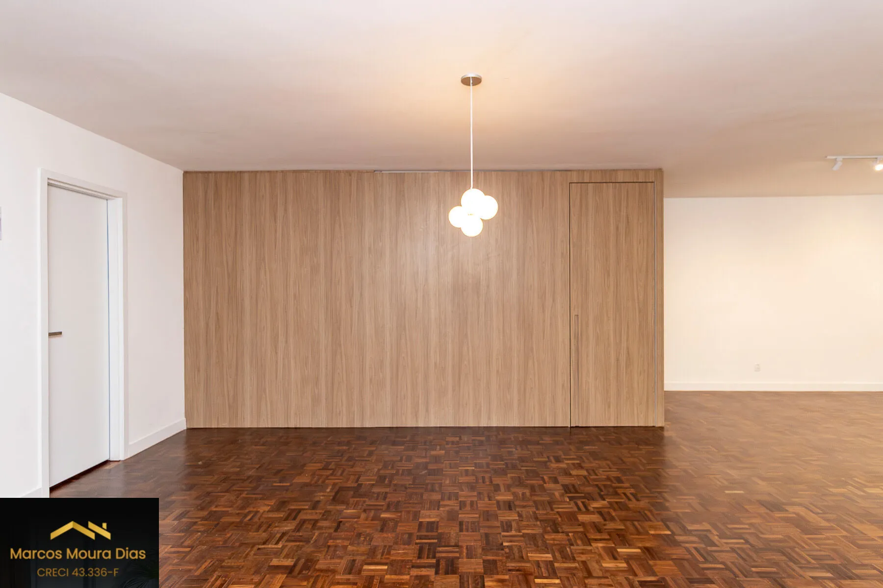 Imagem Apartamento Alto Padrão 3 suítes,167m2 ,reformado, 2 vagas, Alameda Sarutaiá