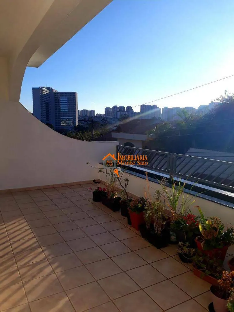 Imagem Sobrado com 4 dormitórios à venda, 260 m² por R$ 850.000,00 - Jardim Santa Clara - Guarulhos/SP