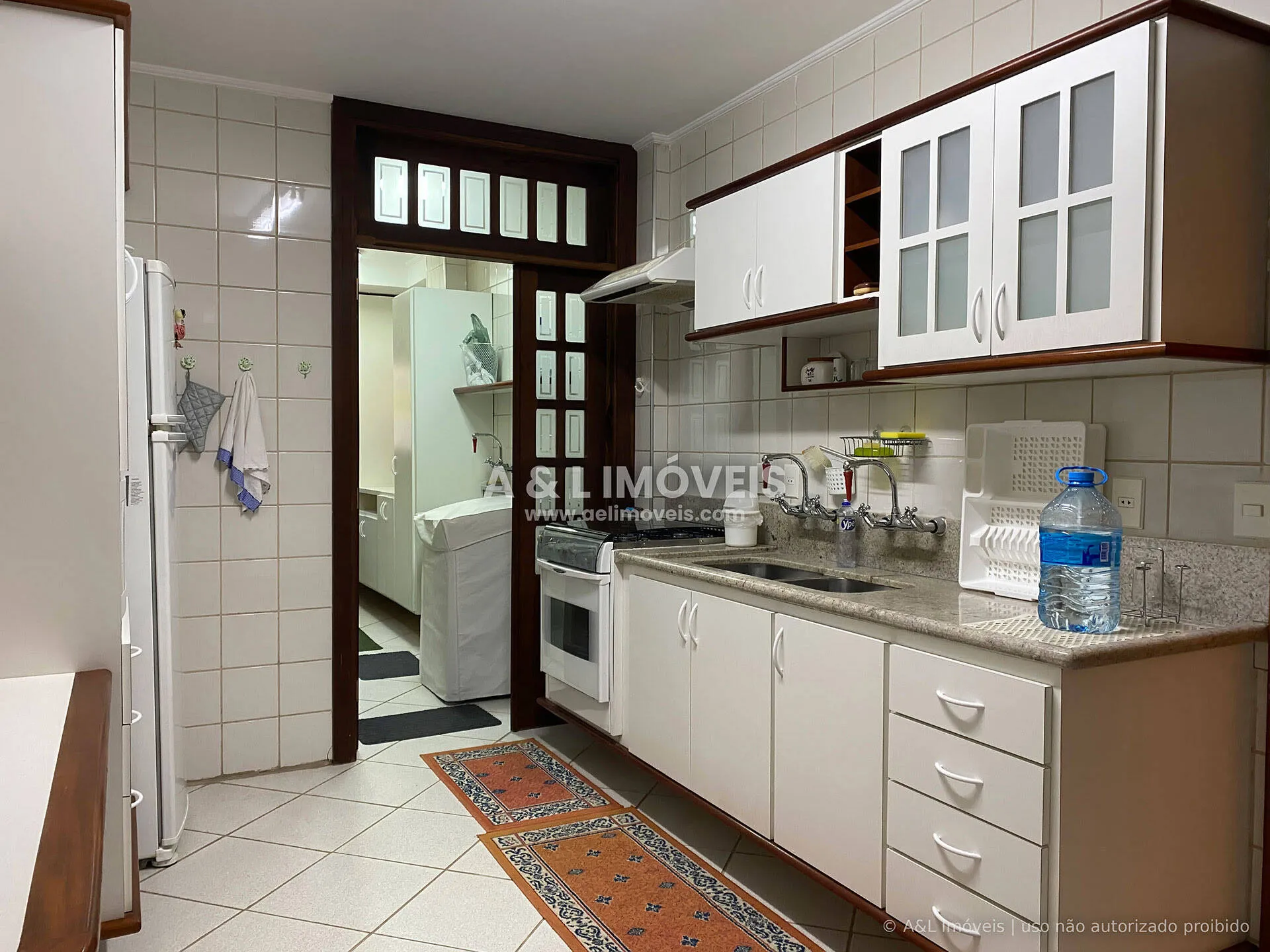 Imagem Cobertura Duplex Capivari | 152 m², 5 Dorms, Lareira e Calefação