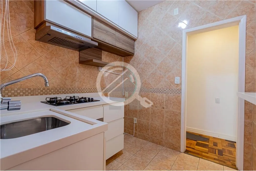 Imagem Encante-se com este Apartamento Ensolarado de 1 Dormitório no Menino Deus. Seja bem-vindo a este en...