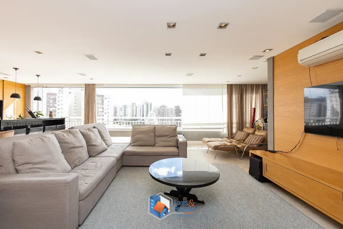 Imagem Apartamento para venda em Saúde com 4 quartos, sendo 2 suítes, 160m²