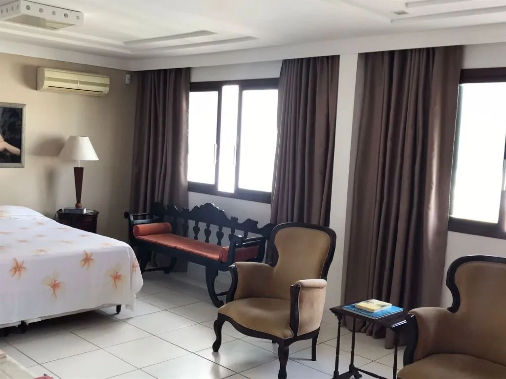 Imagem Casa com 4 dormitórios à venda, 543 m² por R$ 1.494.996,00 - Lagoa Nova - Natal/RN