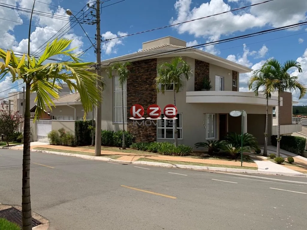 Foto do imóvel Impecável casa em condomínio à venda em Valinhos-SP, bairro Pinheiro: 3 quartos, 3 suítes, 3 salas, 5 banheiros, 4 vagas, 265m².