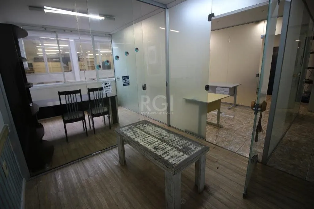 Imagem Conjunto Para Comprar 54,97 m² Por R$ 320.000,00 - Moinhos de Vento - Porto Alegre/RS