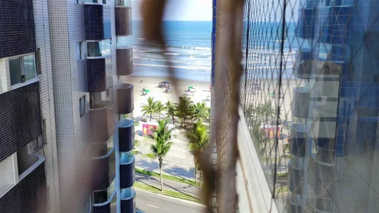 Imagem APARTAMENTO COM 77 m² - MARACANÃ - PRAIA GRANDE SP
