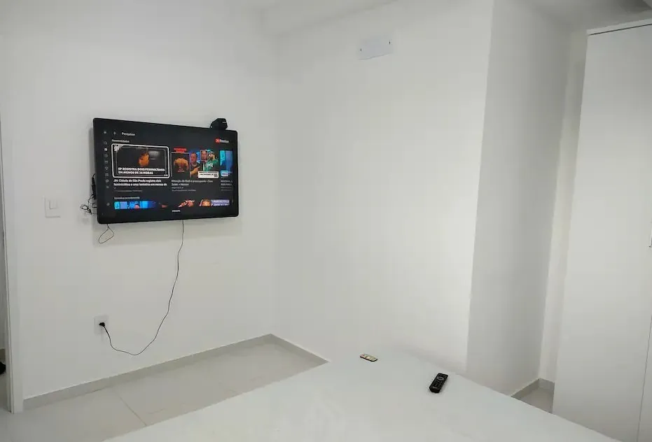 Imagem Apartamento Mobiliado com Três Dormitorios no Coração do Parque Campolim