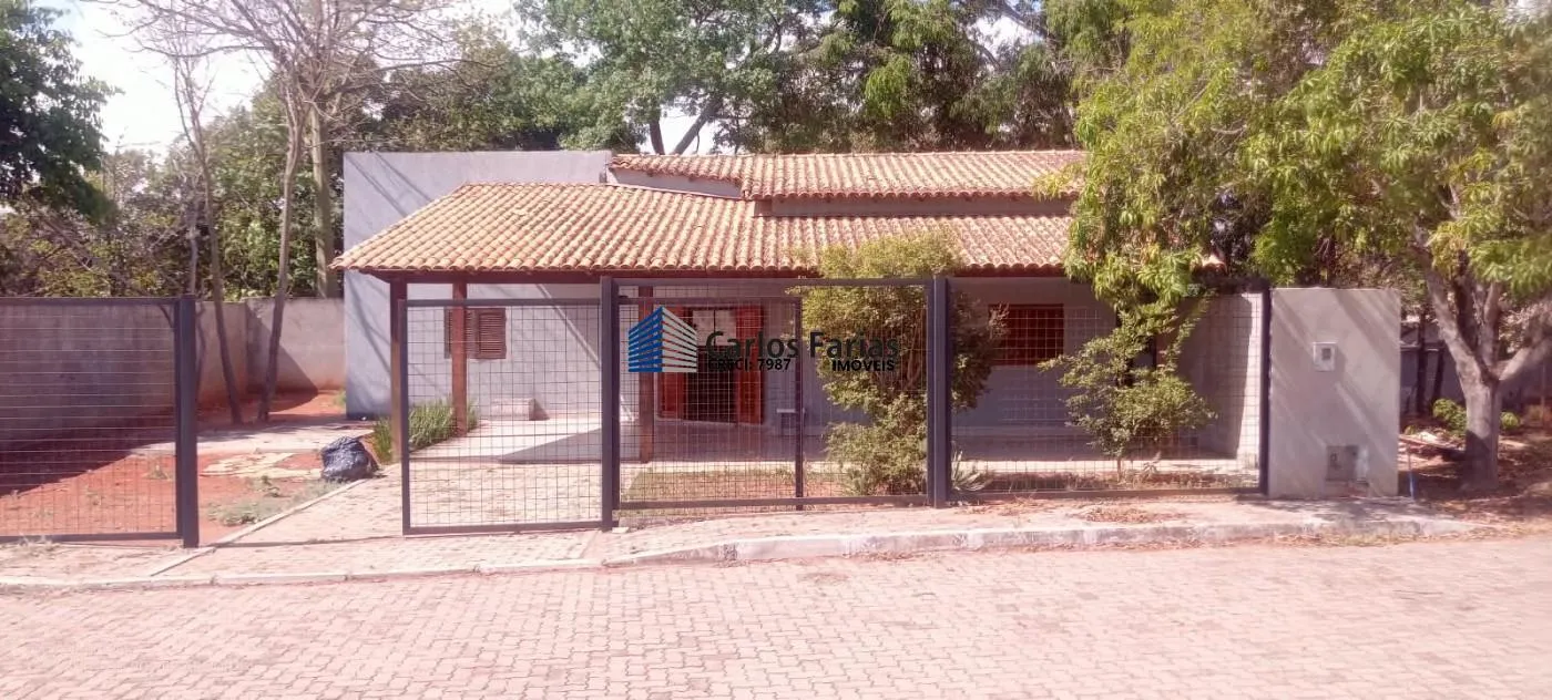 Imagem Casa em Condomínio para Venda em Brasília, Setor Habitacional Jardim Botânico, 3 dormitórios, 1 suíte, 2 banheiros, 4 vagas