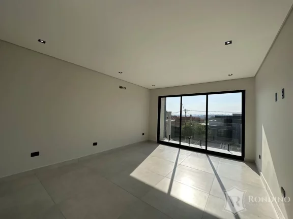 Imagem Casa assobradada em Condomínio Cyrela Landscape, com 03 suítes e piscina