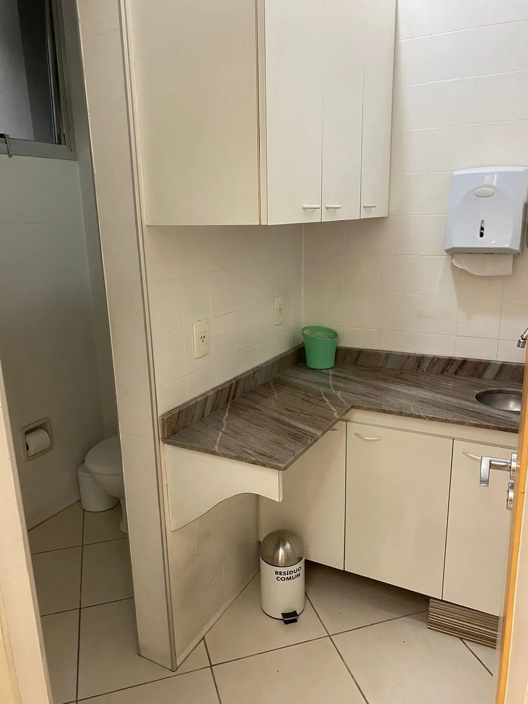 Imagem Comercial à venda 2 Quartos, 28M², Centro, Taubaté - SP | Edificio Thiers Mello Fortes