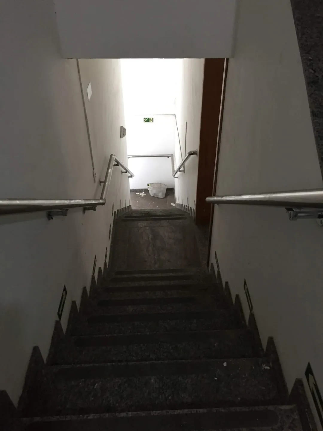Imagem Apartamento para Locação 3 Quartos, 1 Suite, 99.04M², Centro, Pindamonhangaba - SP | Sala Comercial Luo Xuehong