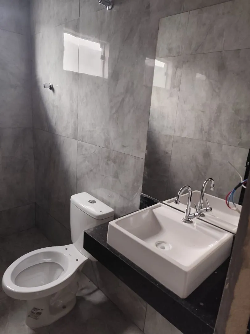 Imagem Casa com 2 dormitórios à venda, 60 m² por R$ 250.000,00 - Sorriso - Patos de Minas/MG