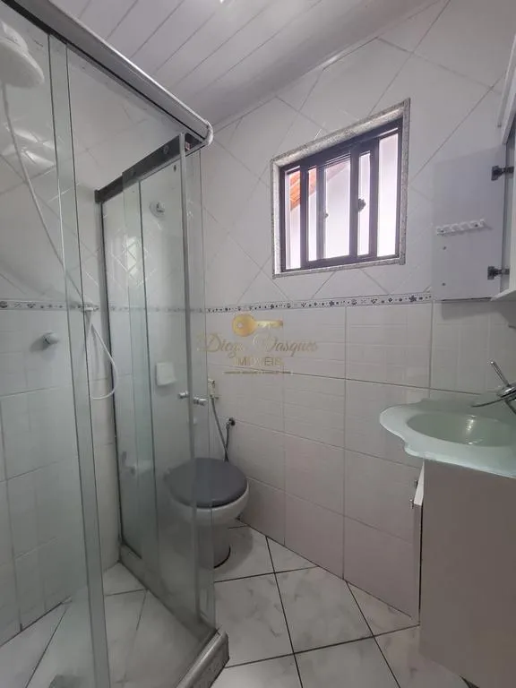 Imagem Casa em Condomínio para Venda em Teresópolis / RJ no bairro Artistas