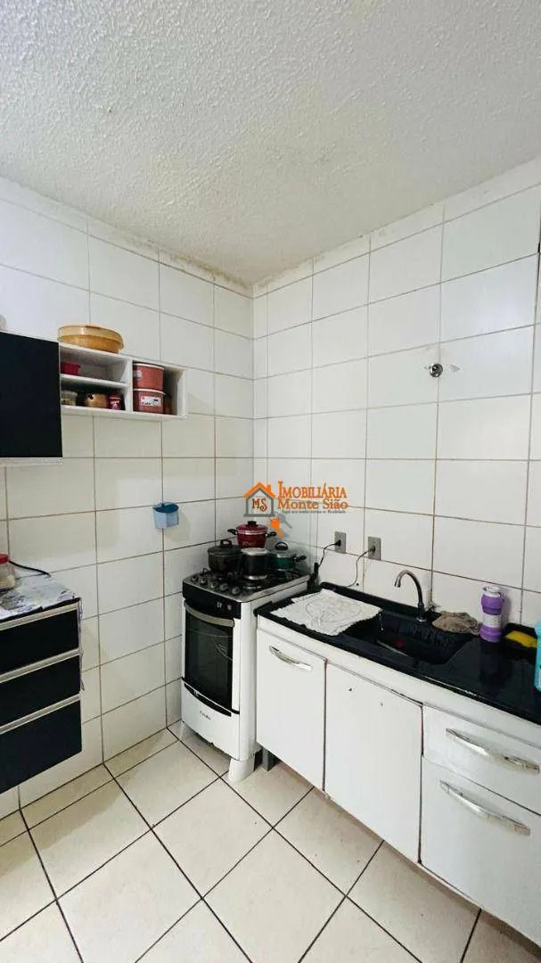Imagem Apartamento com 2 dormitórios à venda, 46 m² por R$ 170.000,00 - Jardim Nova Cidade - Guarulhos/SP