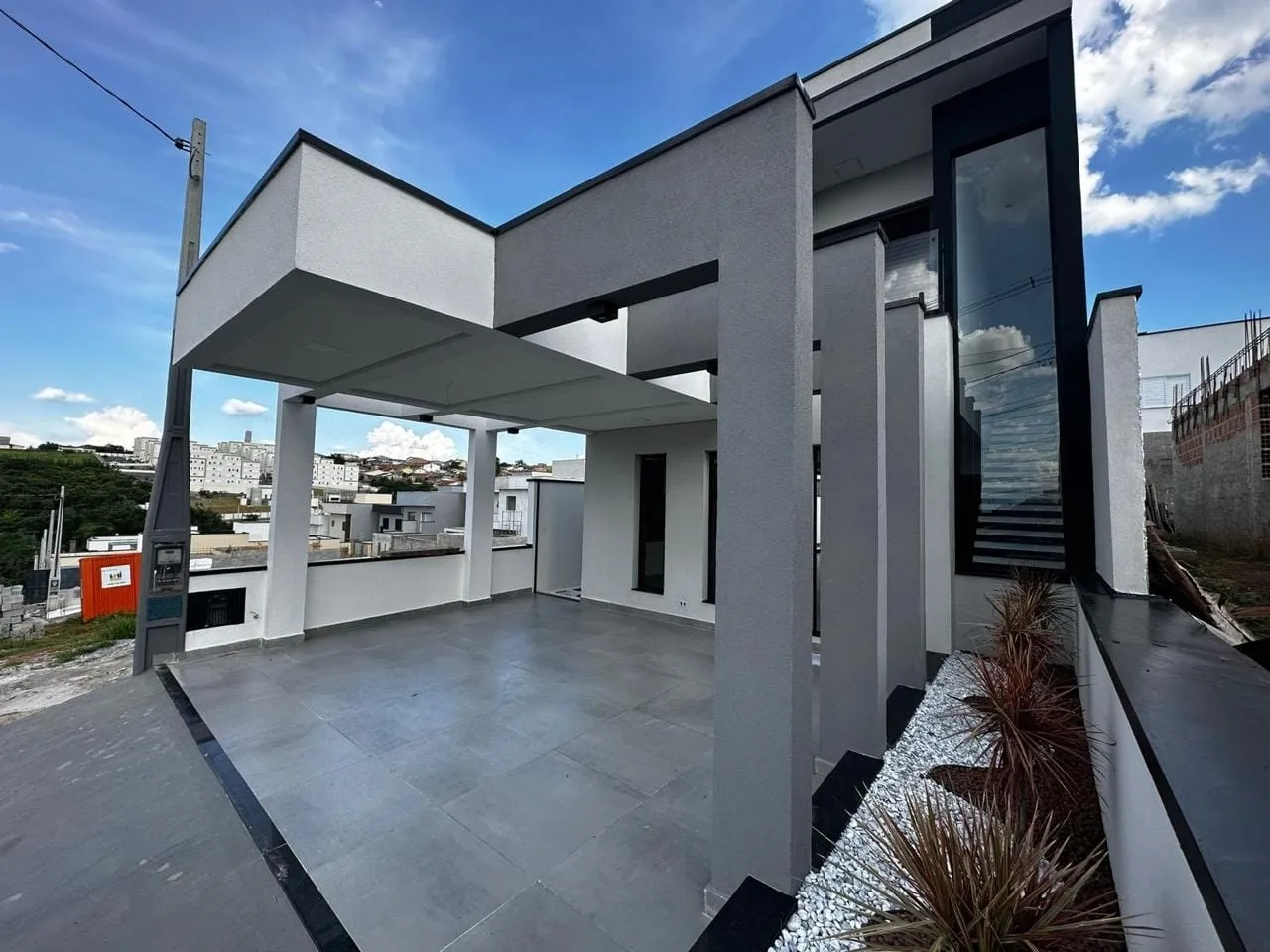 Foto do imóvel Casa à venda 3 Quartos, 1 Suite, 2 Vagas, 150M², Morada dos Nobres, Taubaté - SP | Recanto Tropical