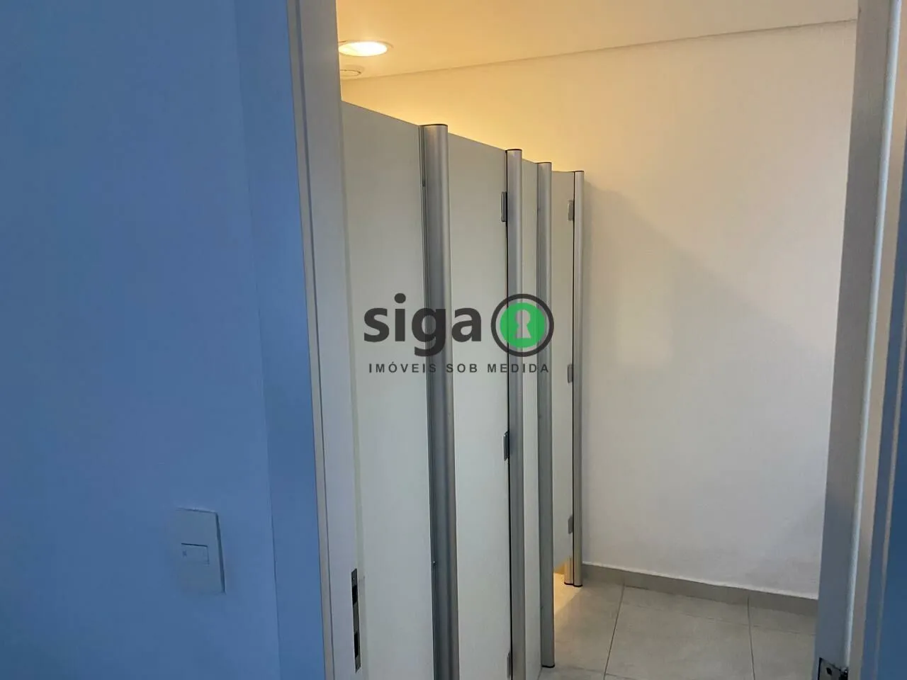 Imagem Conjunto Comercial Pronto para Uso ao Lado do Metrô na Barra Funda com 6 Vagas de Garagem