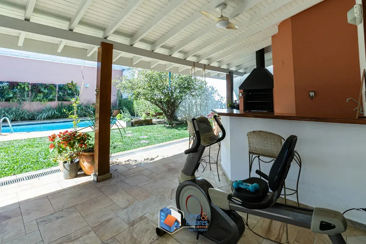 Imagem Casa para venda em Alto da Lapa com 4 quartos, sendo 3 suítes, 400m²