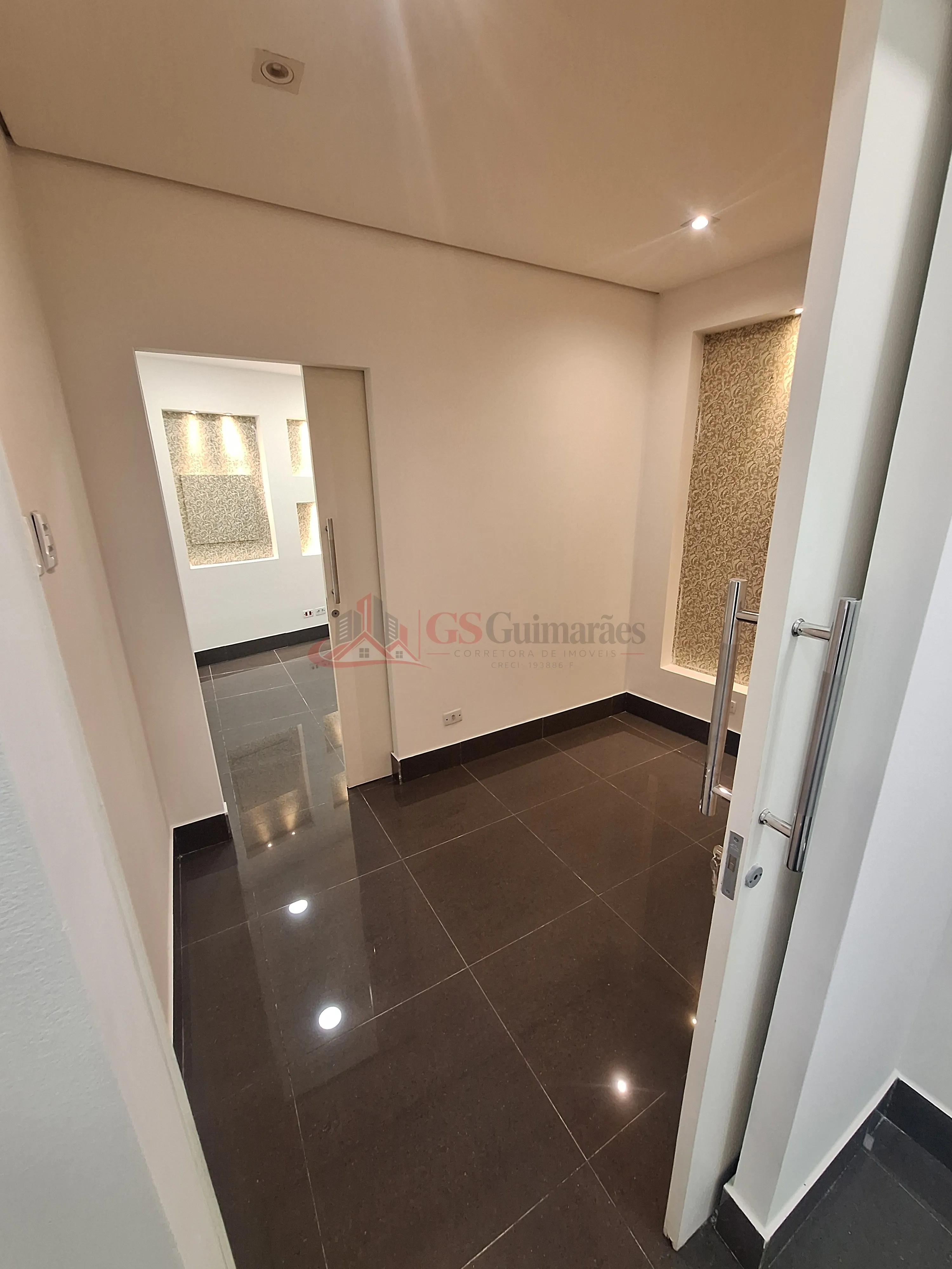 Imagem Loja comercial para locação no Stadium - 134,7 m² | Alphaville