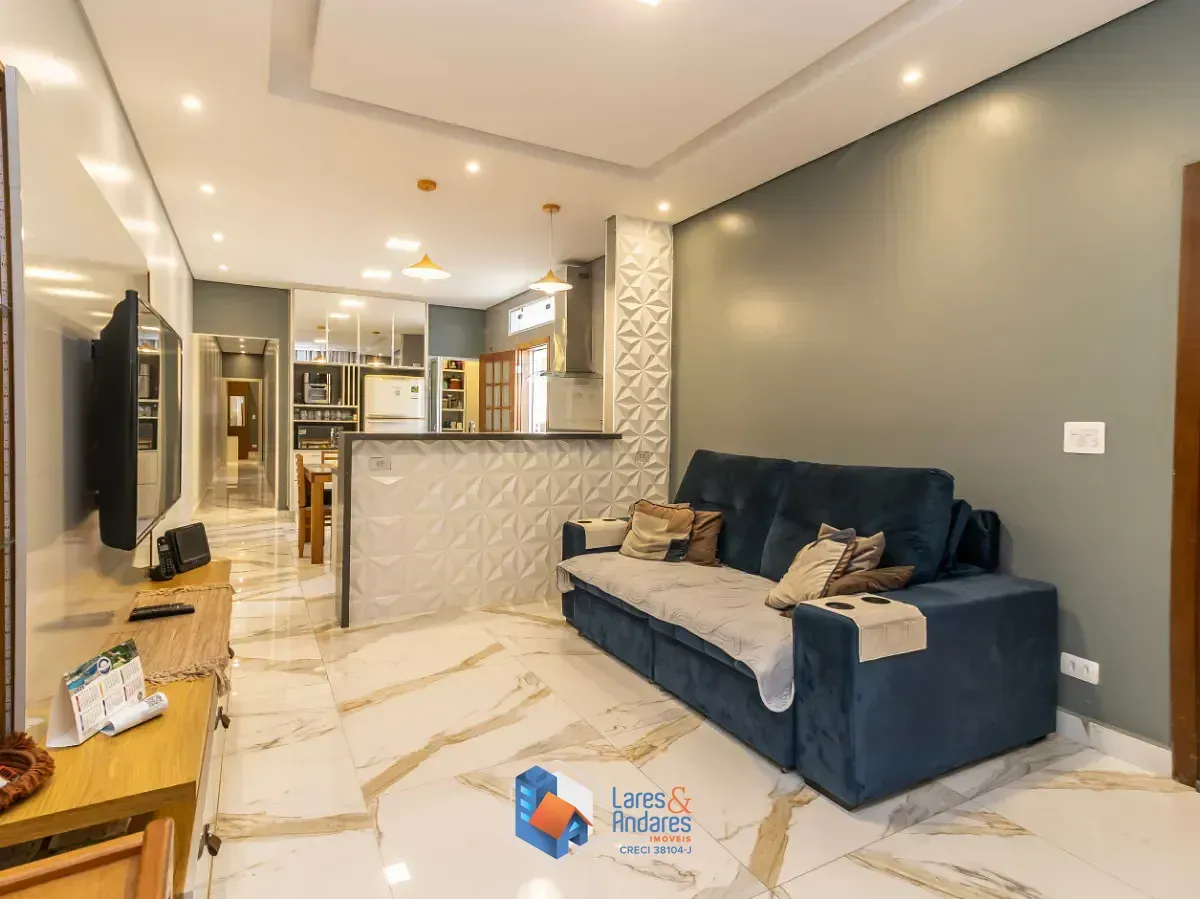 Foto do imóvel Casa para venda em Jardim Peri com 3 quartos, sendo 1 suíte, 216m² em Rua Marina Eston