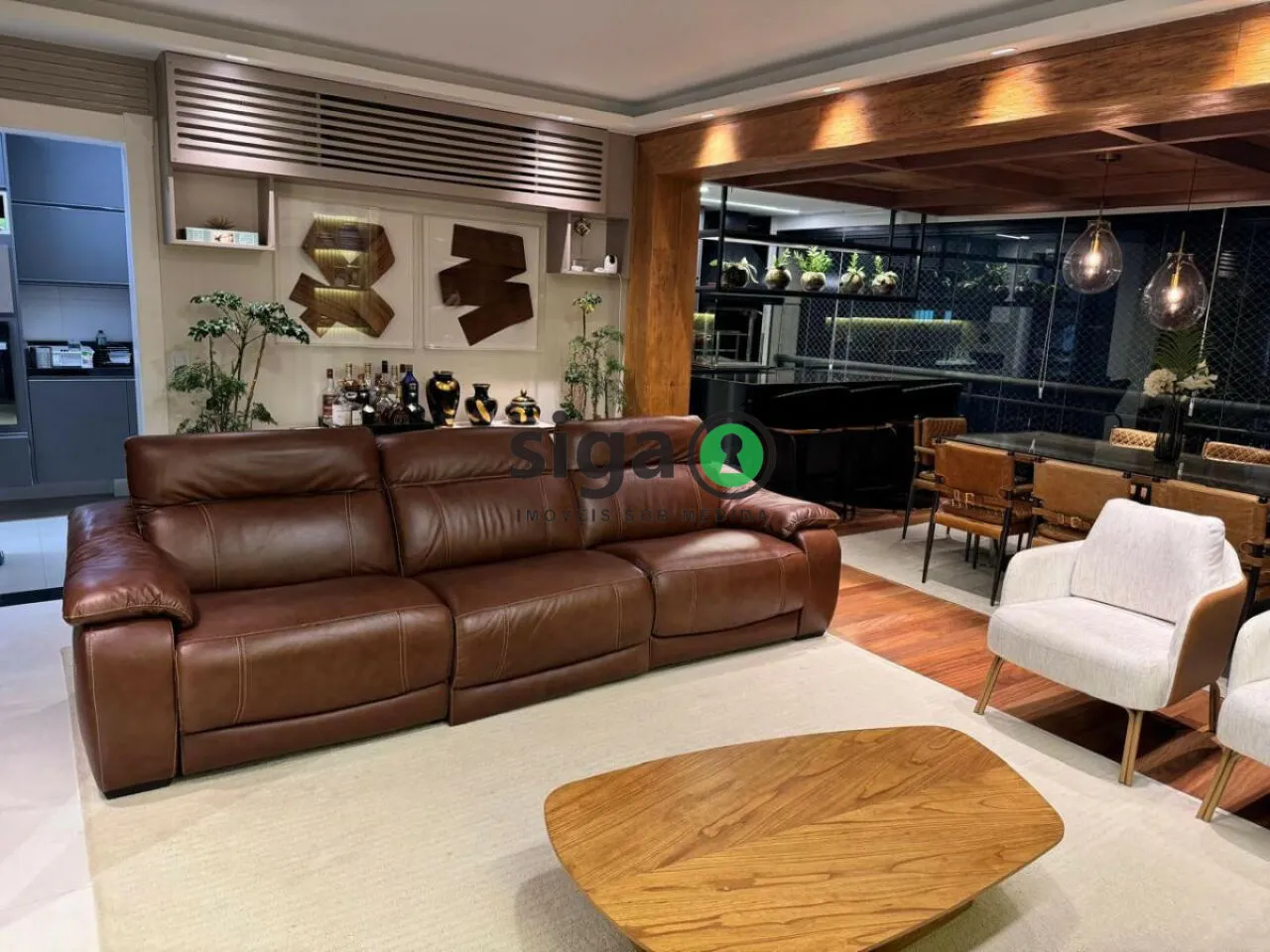 Foto do imóvel Apartamento com 3 Suítes, Mobiliado na Vila Olimpia, 3 Vagas para aluguel