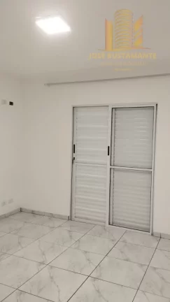 Imagem Sobrado 132m² com Churrasqueira e Varanda - Vila Nair