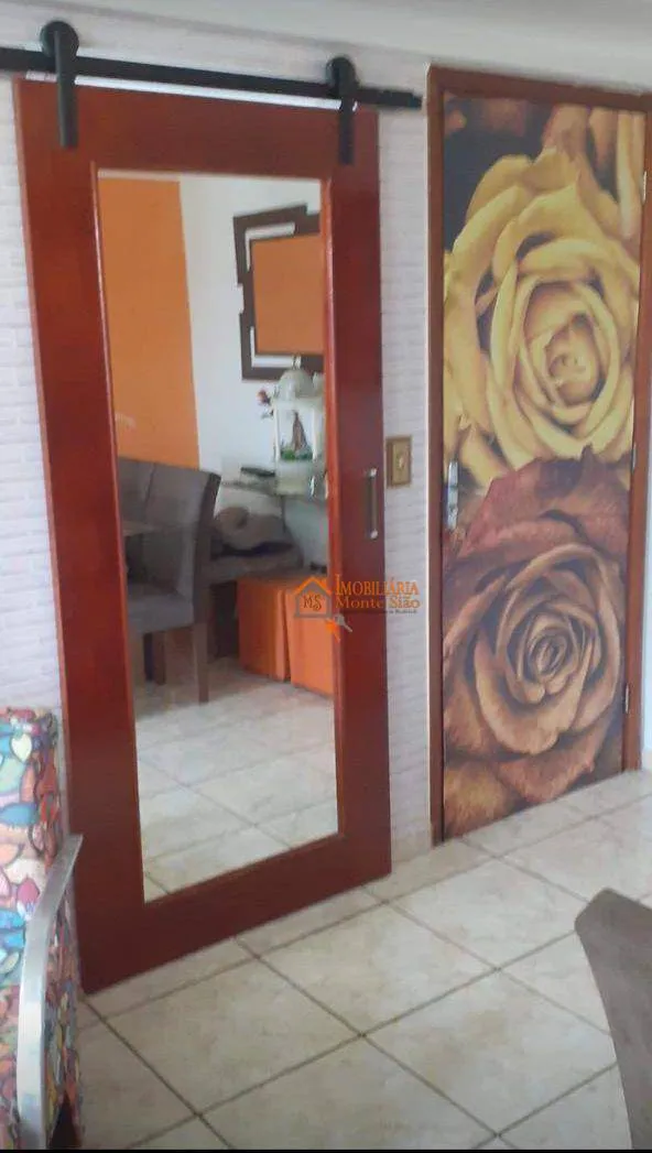Imagem Apartamento com 2 dormitórios à venda, 50 m² por R$ 302.000,00 - Jardim Vila Galvão - Guarulhos/SP