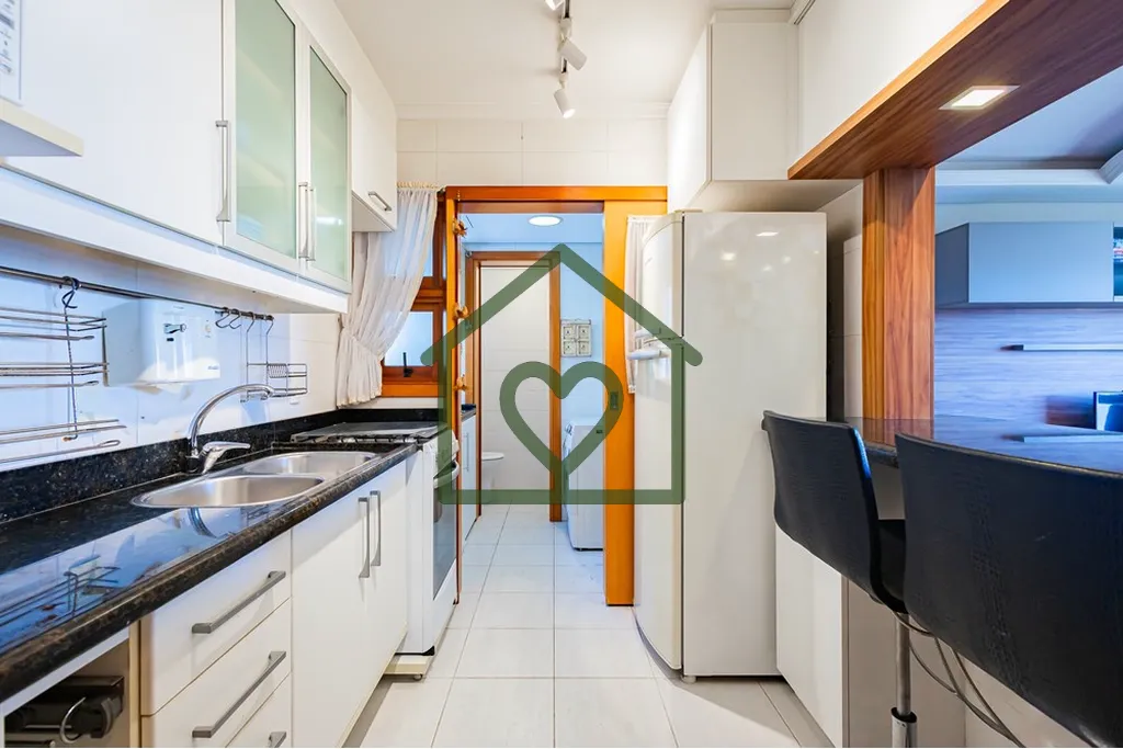 Imagem Apartamento semi mobiliado com 90m2 de área privativa na Avenida Caçapava, 272, no bairro Petrópo...