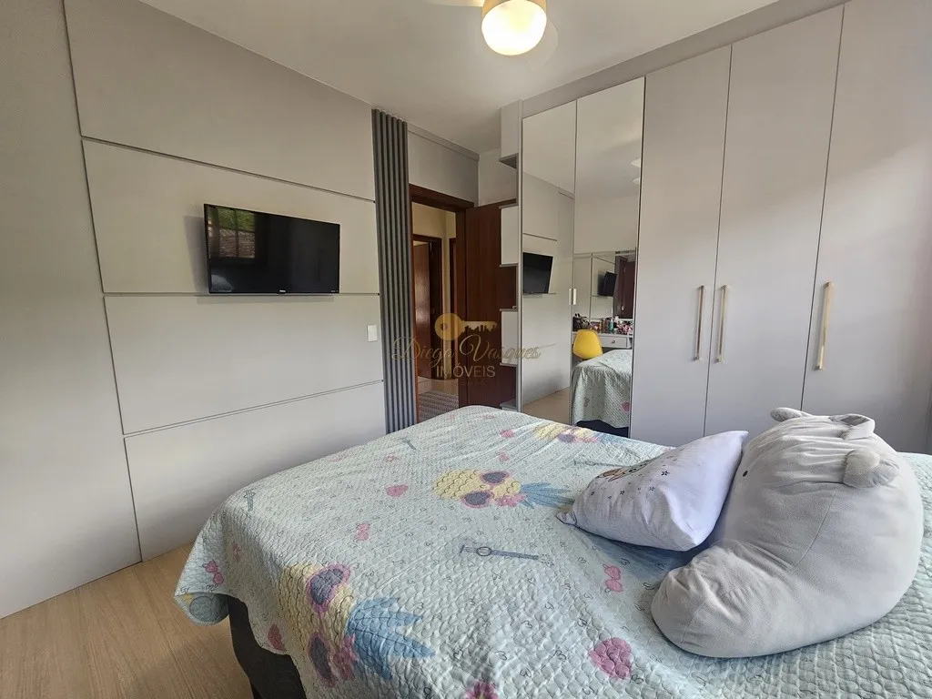 Imagem Casa em Condomínio para Venda em Teresópolis / RJ no bairro Cascata do Imbuí