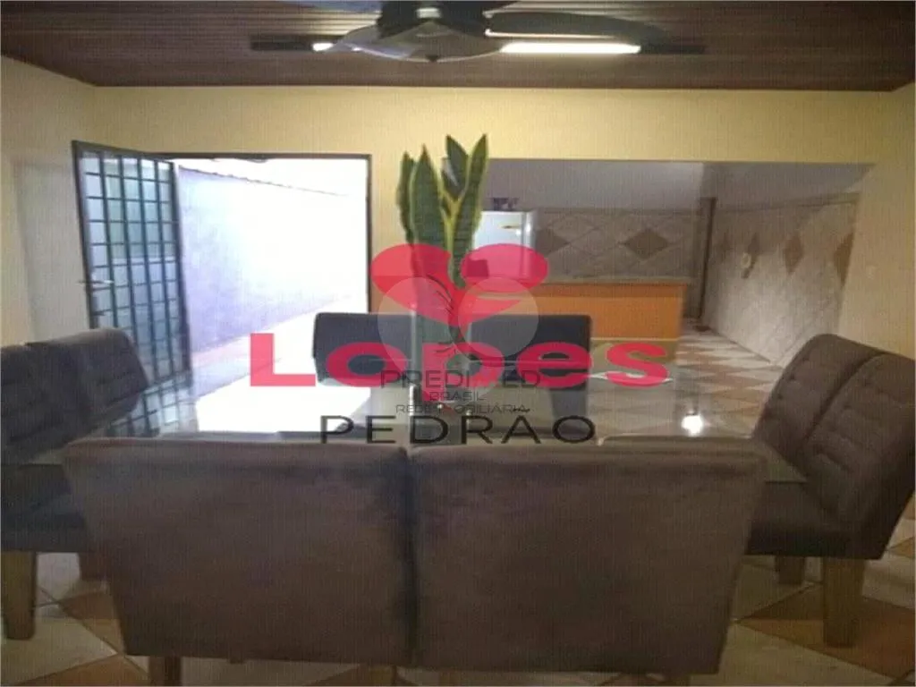 Imagem Casa de 3 quartos, 275m² no bairro Jardim Ubirama, em Lençóis Paulista