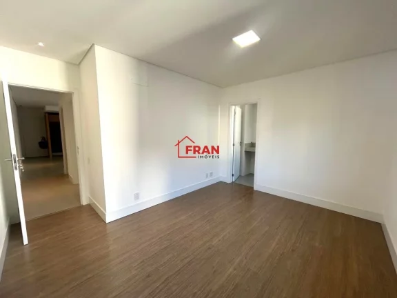 Imagem Apto com 2 Suites mais lavabo no Bairro Córrego Grande.