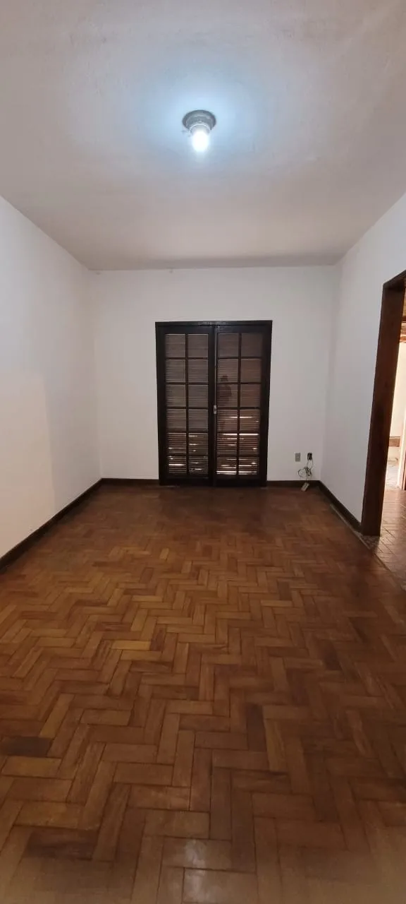 Imagem Casa à venda 2 Quartos, 2 Vagas, 171.3M², Maria Áurea, Pindamonhangaba - SP