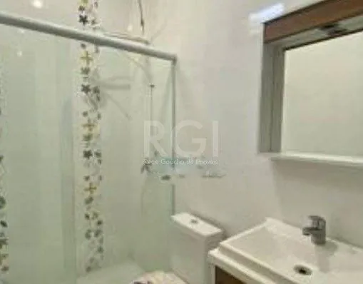 Imagem Casa para Venda - 166m², 3 dormitórios, sendo 1 suites, 4 vagas - Vila Márcia