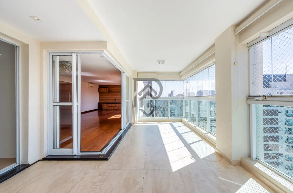 Imagem Apartamento Vila Olímpia | Quadra de tênis andar alto