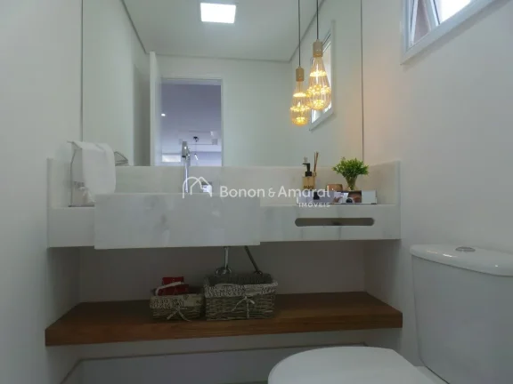 Imagem Sobrado com acabamento impecável e mobiliada com extremo bom gosto!

No piso inferior: projeto dife...