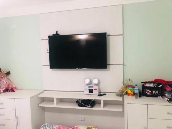 Imagem Linda casa de Alto Padrão no condomínio Ninho Verde I Eco Residence - 400 m² construído, 1350 m² de área total..