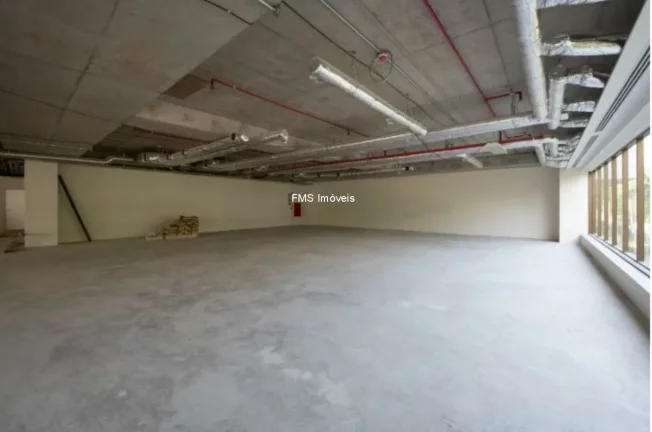 Imagem Conjunto comercial com 544m² para locação na Vila Leopoldina.