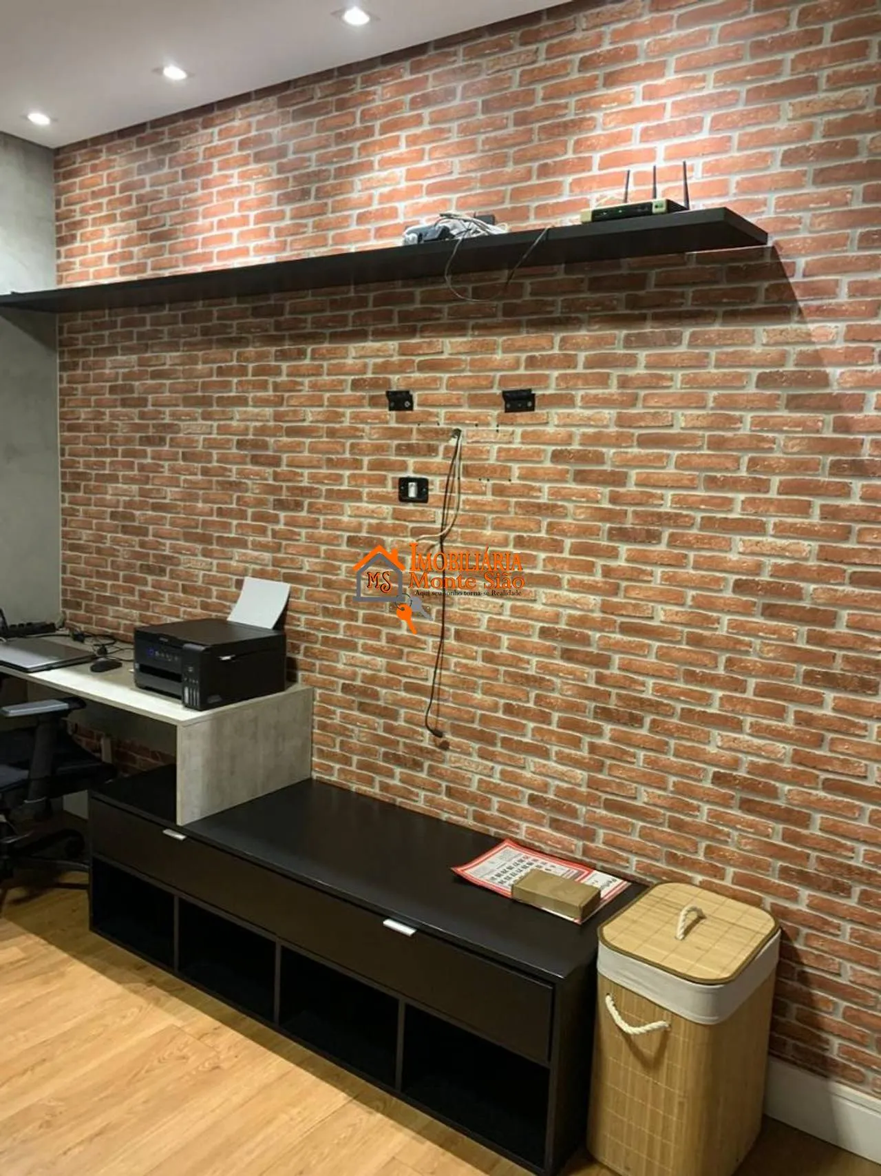 Imagem Casa 5 Dorms. c/ 2 Suítes + 5 Vagas | Excelente Localização