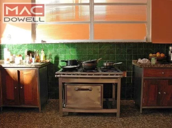 Imagem Casa histórica 450 m² / 4 Quartos - Venda / Locação - Santa Teresa/RJ