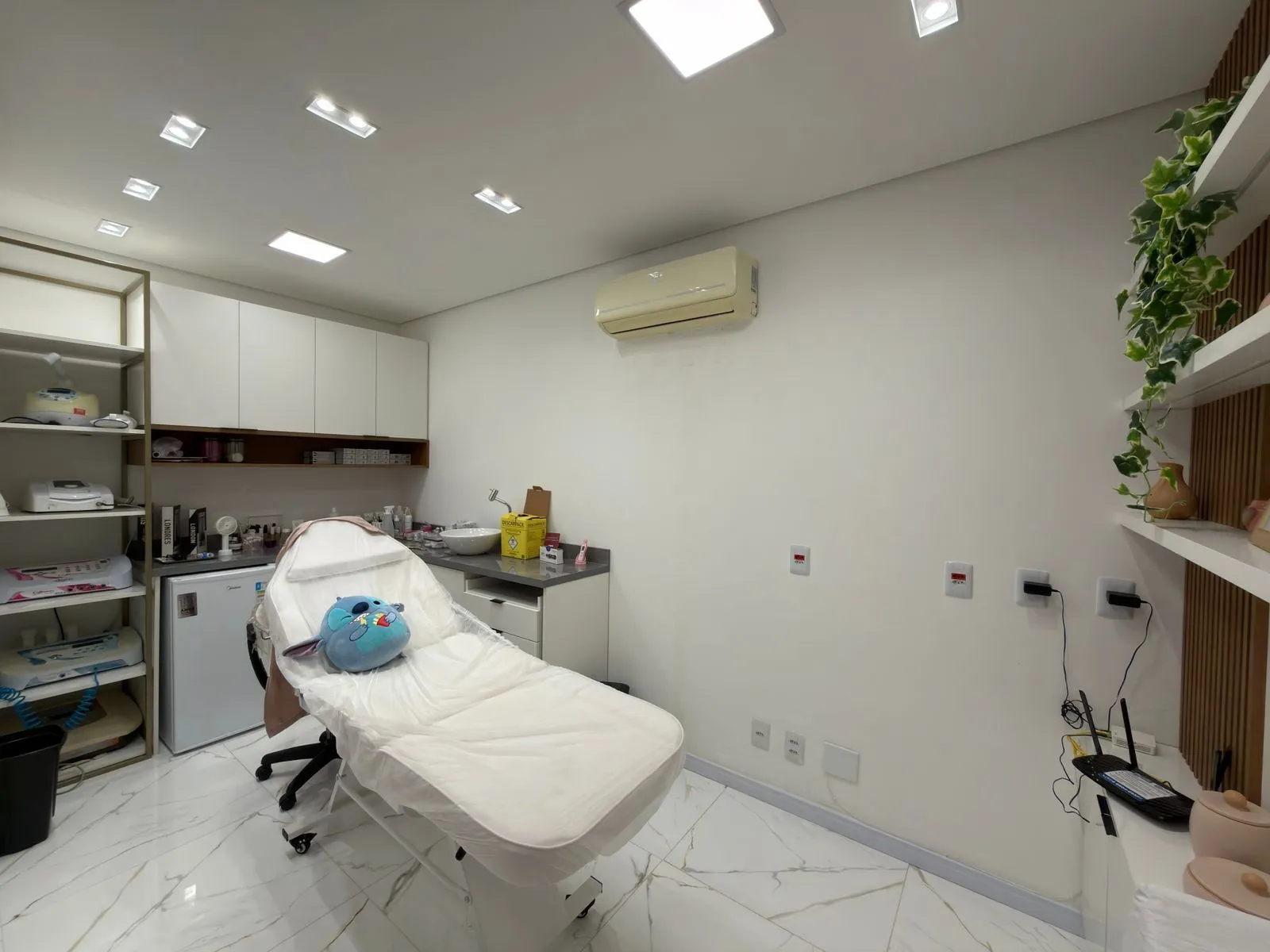Imagem Ponto Comercial de Estética à Venda - Hípica