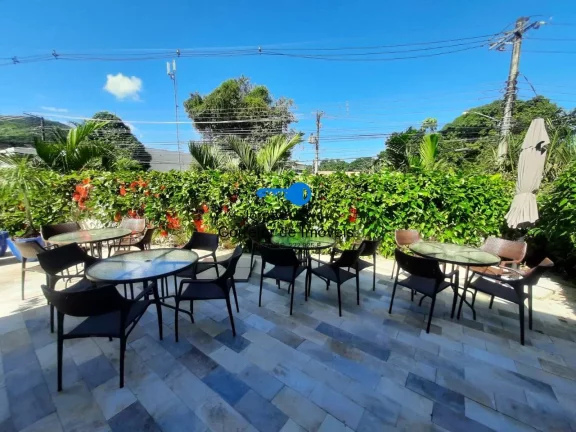 Imagem Modelo Triplex de Alto Padrão em Condomínio Fechado Litoral Norte 176m2 !