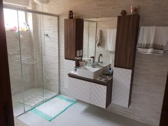 Imagem Apartamento à venda na Bela Vista, com 3 quartos sendo 1 suíte, 3 banheiros, 1 vaga